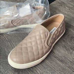 Steve Madden slip-on grayish-tan shoes
